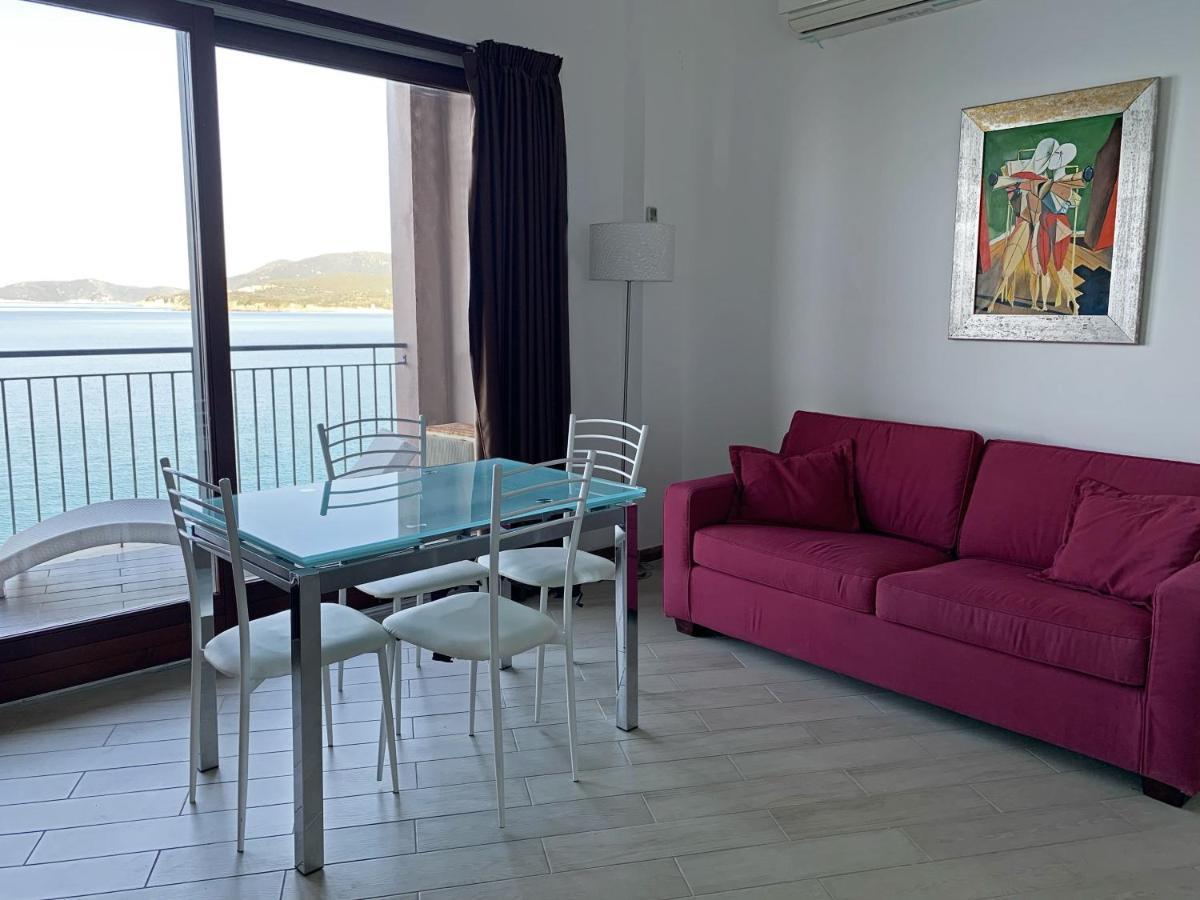 Nuraghe Apartments Teulada Eksteriør bilde